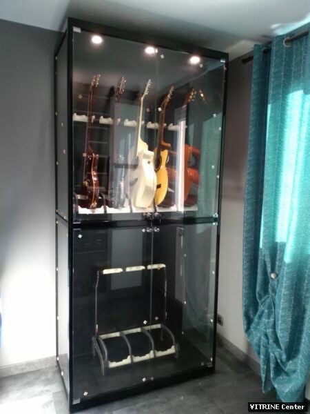 Vitrine haute avec double portes battantes